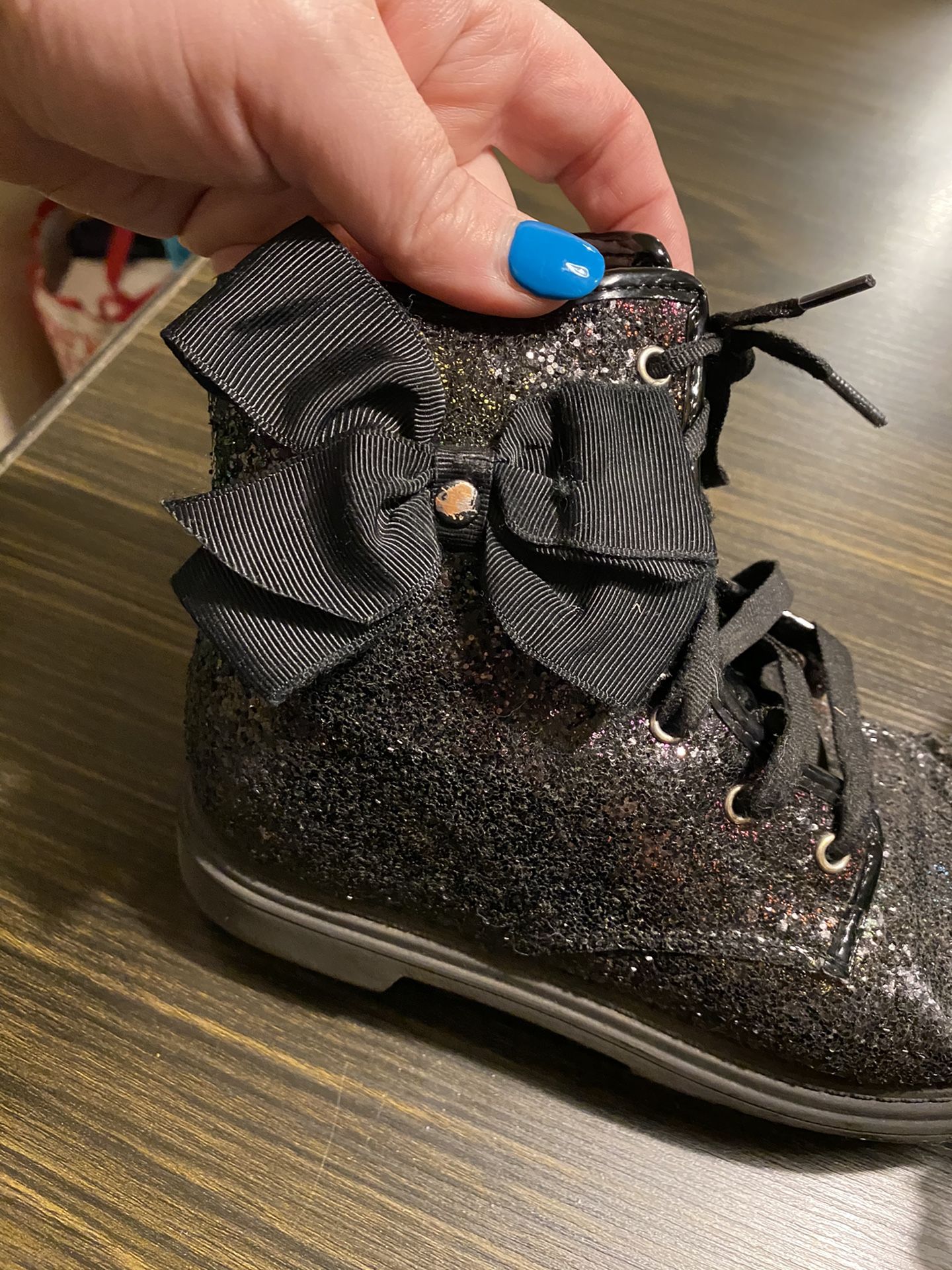 Sparkly Jojo Sewa boots w bows