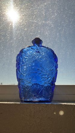 Vintage Cobalt Blue Embossed Seashells Glass Bottle Nautical Aquatic Beach Decor Made in Canada