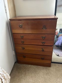 Dresser