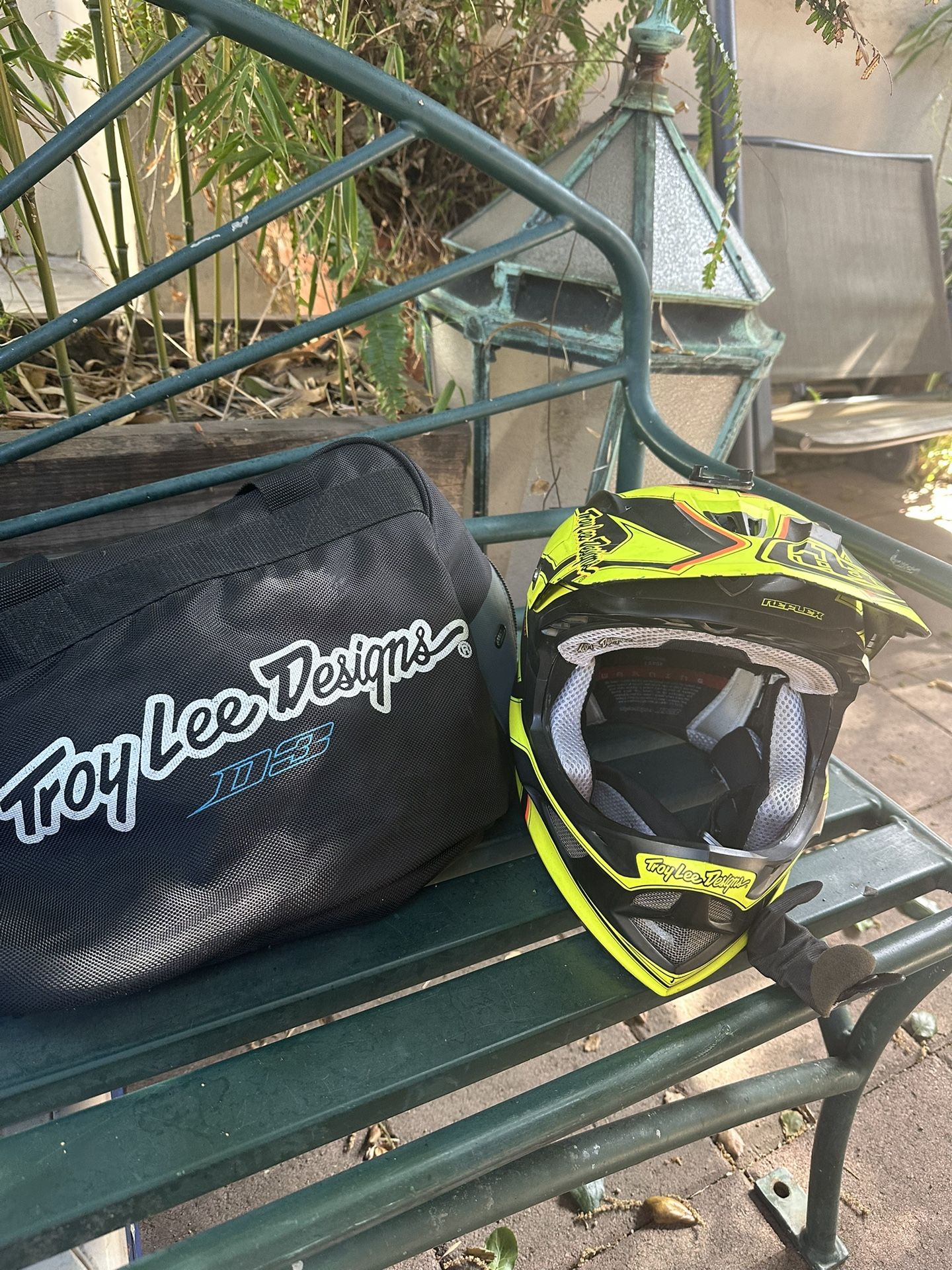 Troy Lee Helmet