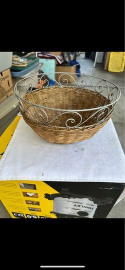 Wicker basket