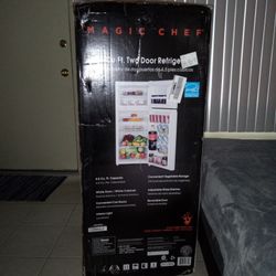 Brand New Magic Chef 4.5 Cubic  Ft Mini 2 Door Refrigerator 