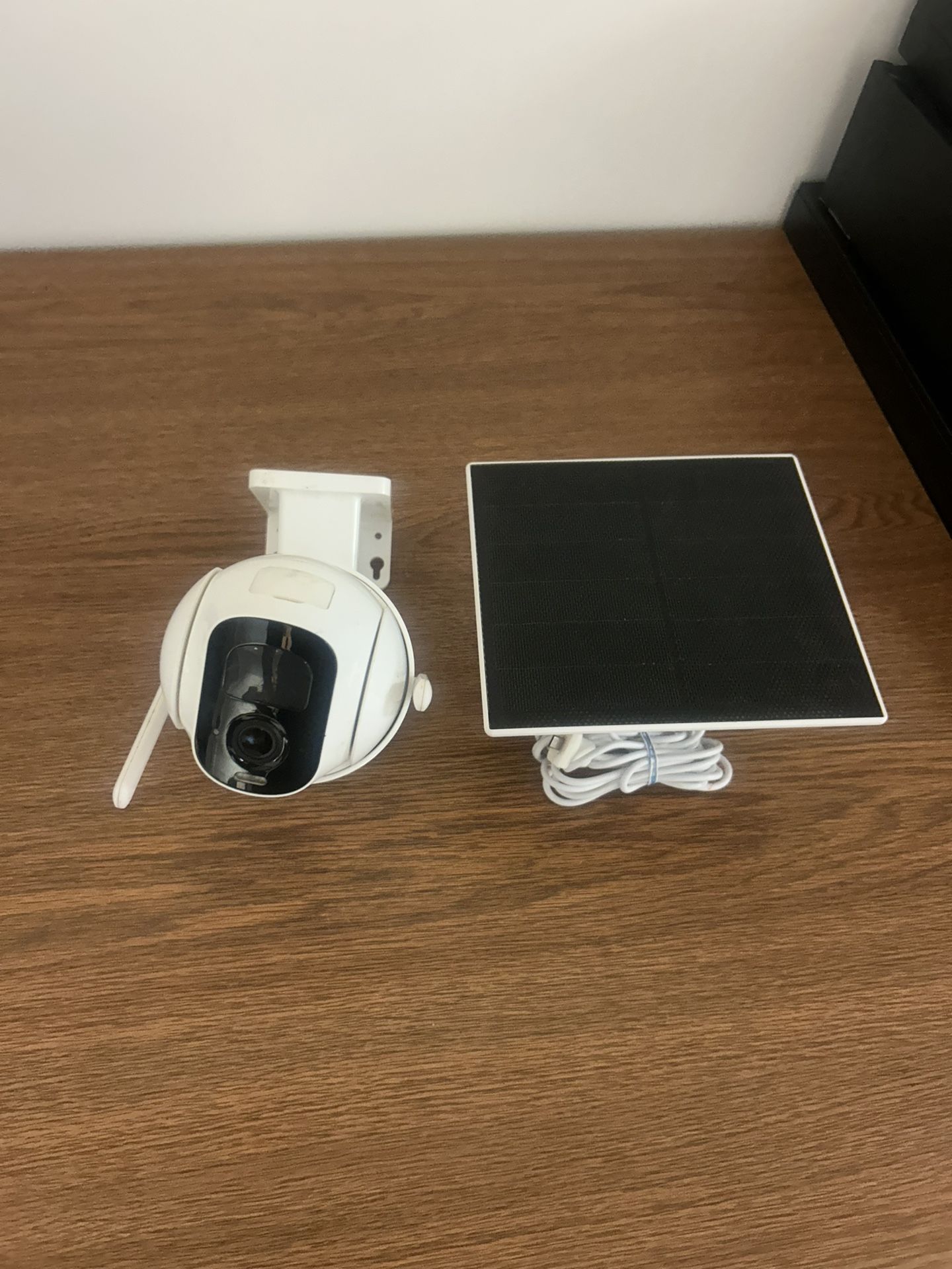 Anpviz Outdoor Solar Security Camera