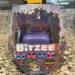 Bitzee, Interactive Toy Digital Pet and Case with 15 Animals for Sale in  Livermore, CA - OfferUp