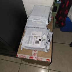 Play Station 5 Pro Bundle new and sealed 💯 