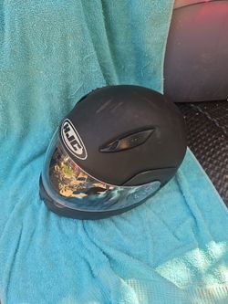 Motorcycle helmet