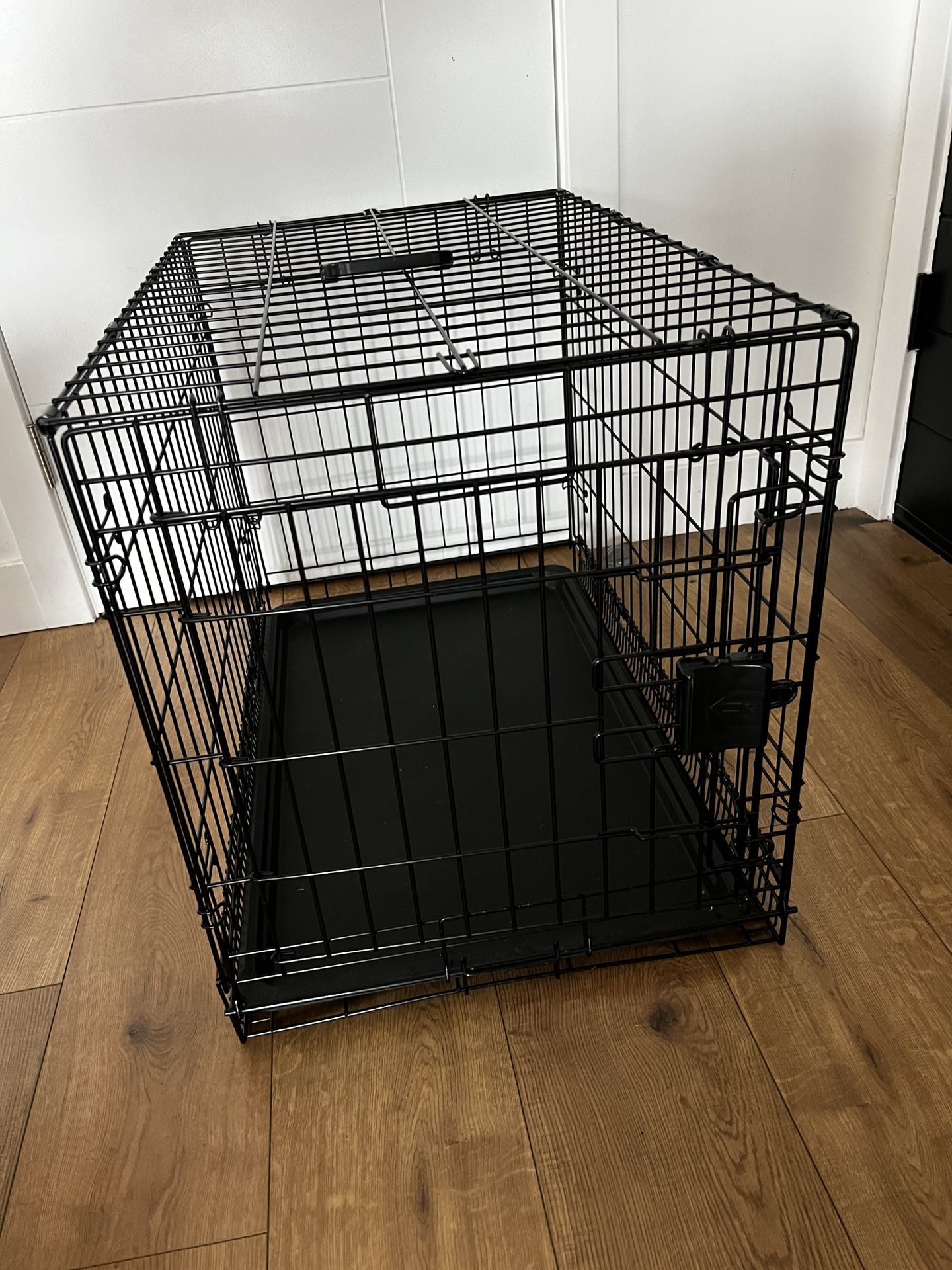 Foldable Metal Wire Dog Crate with Tray, Single Door, 30 x 19 x 21 Inches, Black