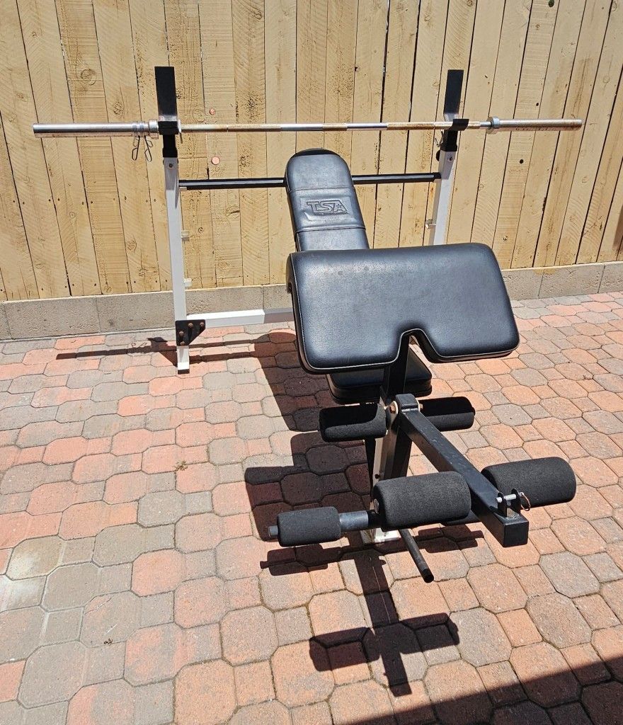 Workout Olympic Bench/includes Olympic Bar/Home Gym/Excellent condition/Preacher Curl Pad/Leg Extension Press/Strength Training/Thoroughly Cleaned