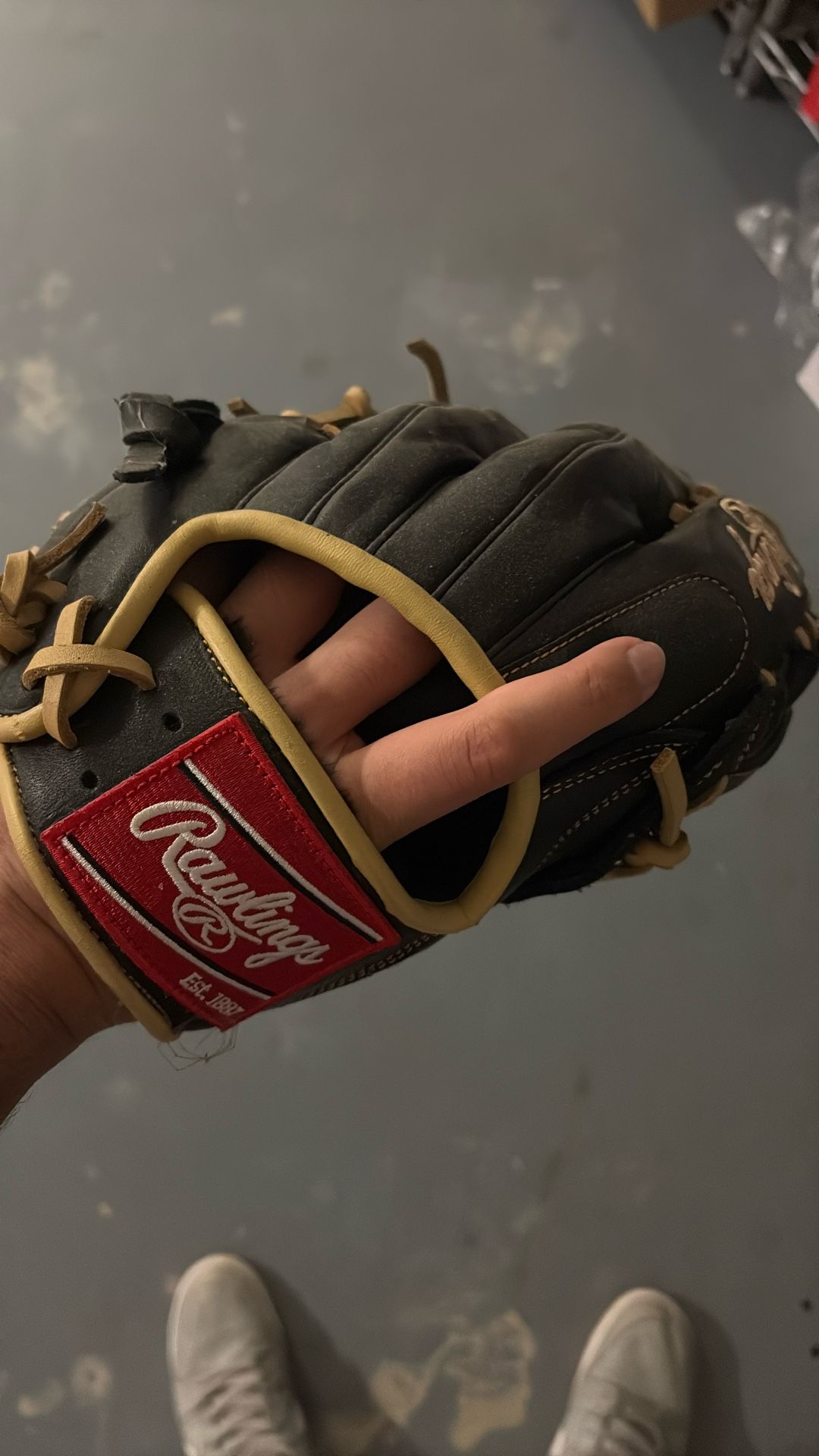 Rawling Baseball Glove