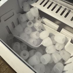 Ice Maker 