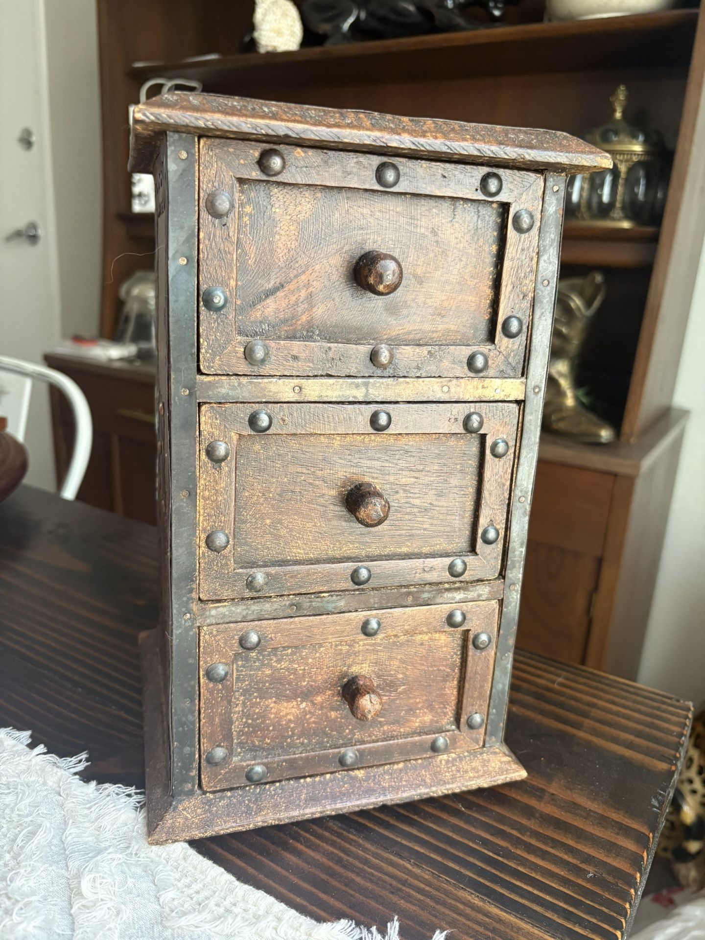 Antique Jewelry Organizer