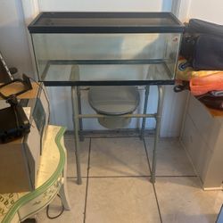 Large Gllass Fish Tank W Covers