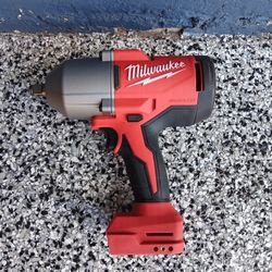 IMPACT WRENCH 1/2 MILWAUKEE TOOL ONLY 