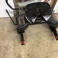 Reese Sliding Hitch