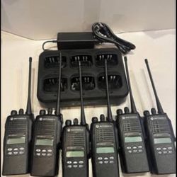 6 X Motorola HT1250 LS+ UHF 4w 16CH Two Way Radio Set With Gang Charger