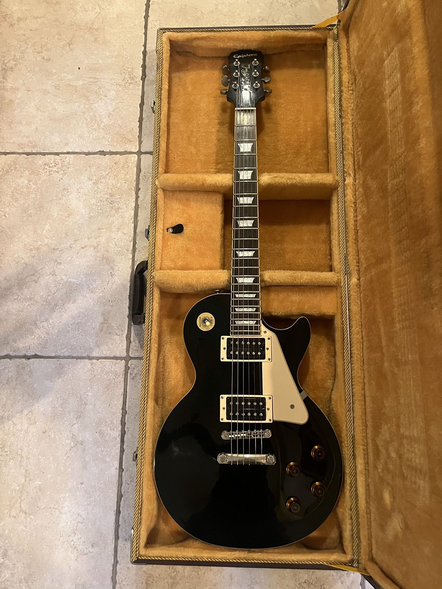 Epiphone Les Paul Standard w/ Danelectro Vintage Tweed Hardshell Case