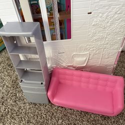 Barbie doll house
