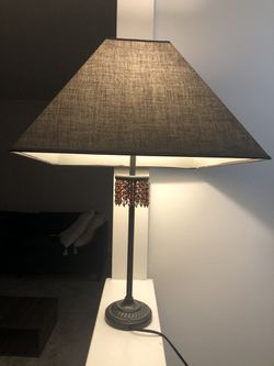 Table lamp with shed and bulb