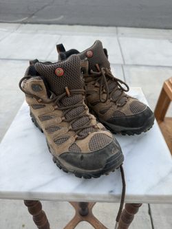 Merril MOAB Boots
