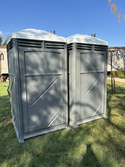 Portable Bathrooms PORTA POTTY