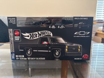 Mattel Brick Shop Hot Wheels Black ’83 Chevy Silverado Building Set Kit