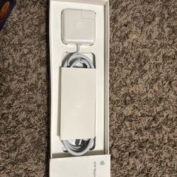 Apple 45W MagSafe 2 Power Adapter