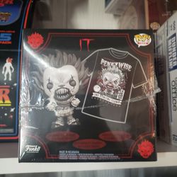 Funko Pop It Pennywise With Tee Black And With