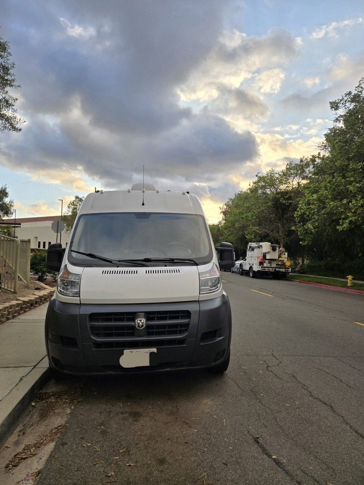Camper Van