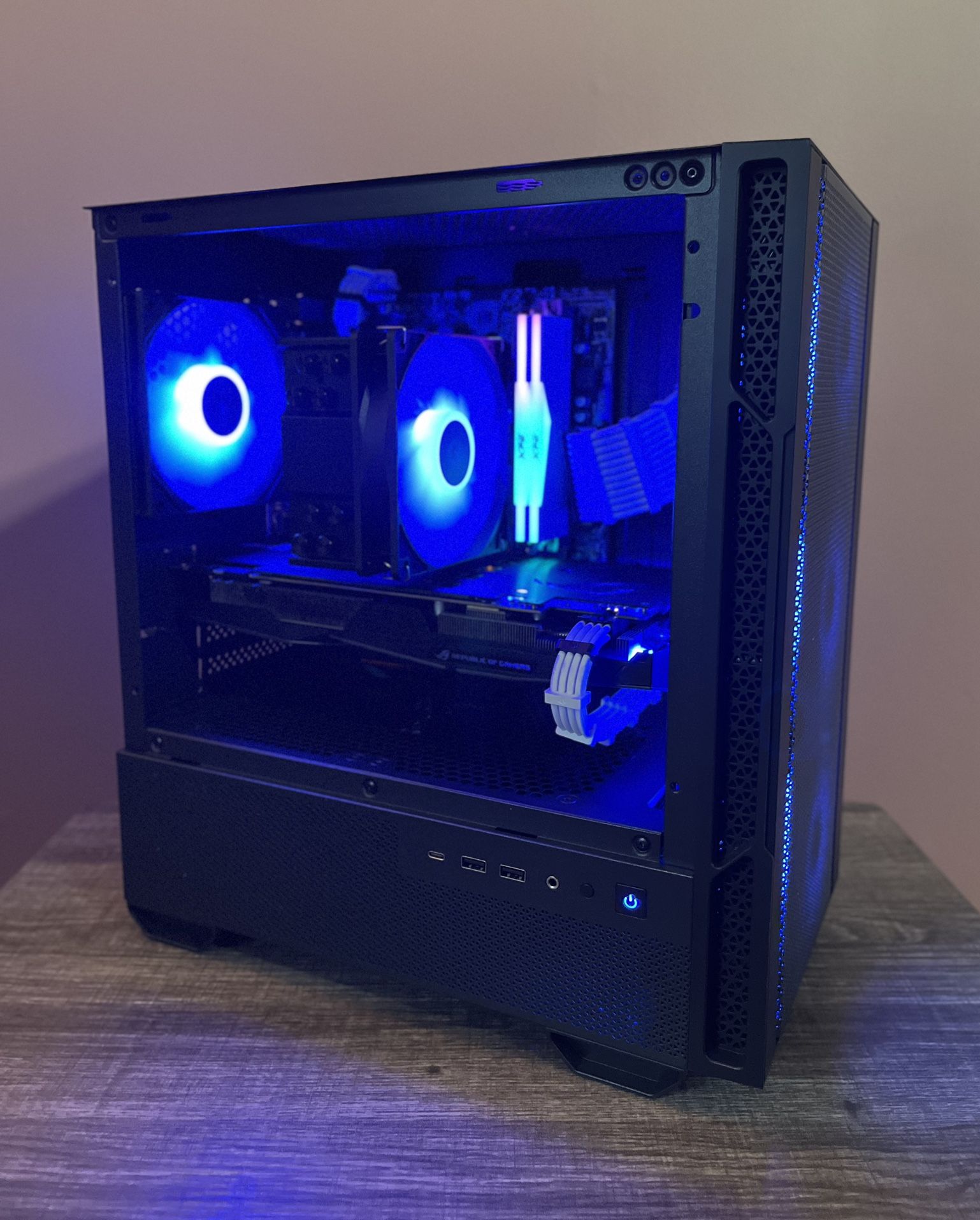 Black GTX 1070 Gaming PC