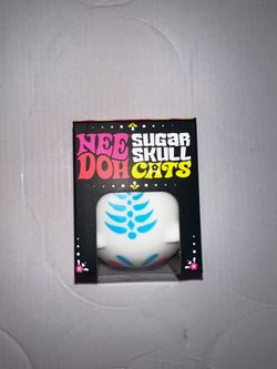 Needoh Sugar skull cat