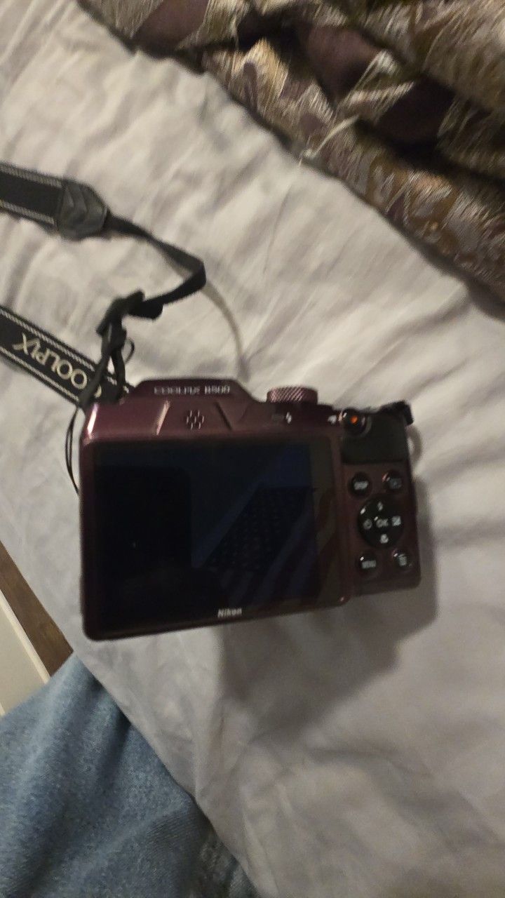 Nikon Coolpix B500