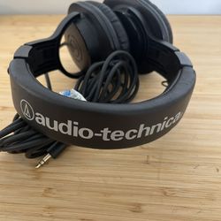 Professional Studio Monitor Headphones Black ( Audio Technica)