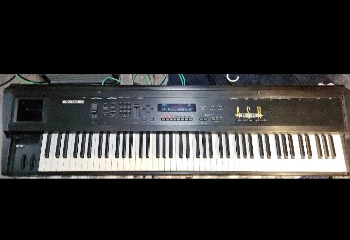 Ensoniq-ASR-88-Advanced-Sampling-Recorder 