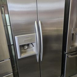 Refrigerator Kitchen Aid 