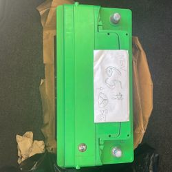 Mercedes Battery New 6 /26  I Bought 120$ Never Use 