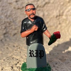 Homies Series 10 CHENTE TRISTE 1/32 Scale 1.75”  RIP Grave Figure 