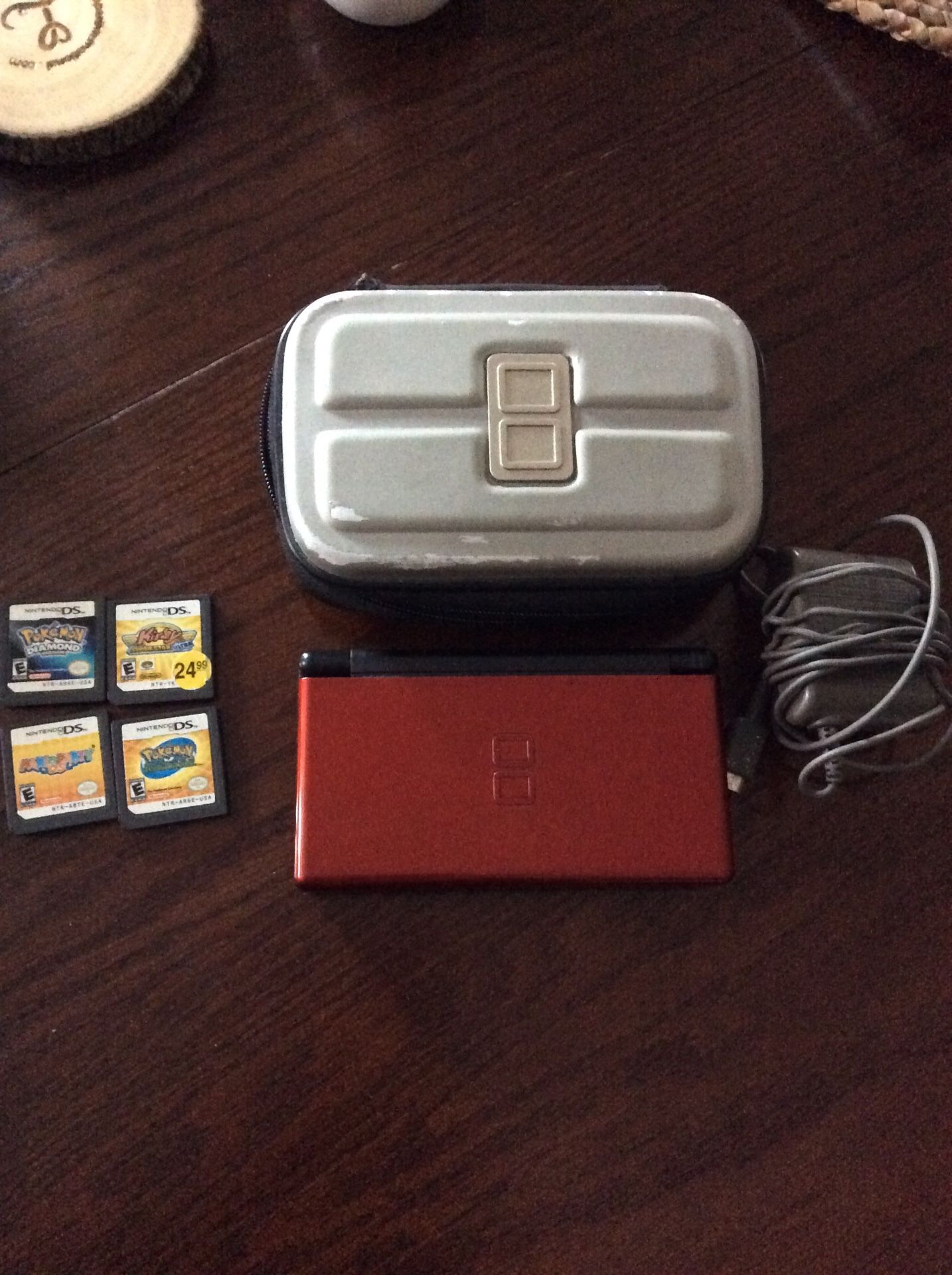 Nintendo DS lite With Case $25 (READ DESCRIPTION)
