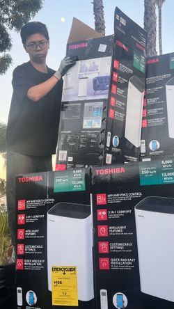 Aire Acondicionado Portátil TOSHIBA 8000-12,000 BTU