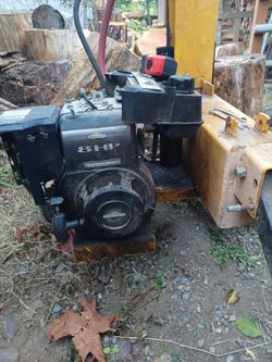 Briggs and Stratton engine