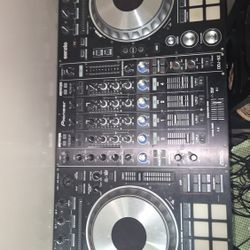 Pioneer DDJ-SZ 