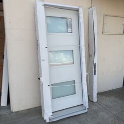 Fiberglass 36x80 Feather River Right Hand Inswing 3 Lite Modern Craft Middle Brickmould Primed Door