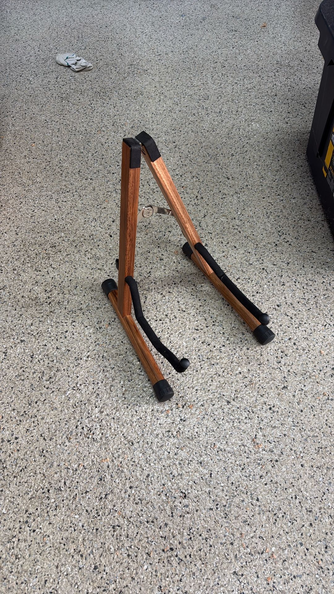 Guitar Stand