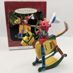 New Hallmark Keepsake Ornament 1997 Bright Rocking Colors Crayola Crayon 9th

HANDCRAFTED - ISSUE DATE 1997

Ornament in mint condition, kept in the b