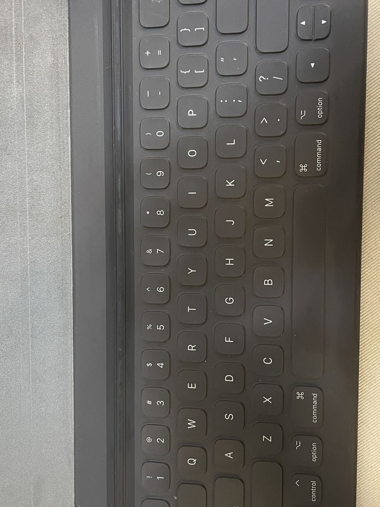 Smart Keyboard For iPad Pro (barely Used)