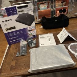 Sony BDP-S6700 Blu-Ray Disc Player 4K UHD Upsacle & Built-In Wi-Fi HDMI Included