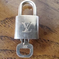 Louis Vuitton Lock 