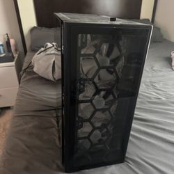 1660 Graphic Pack And 1 Tb Of Storage And 32gb Of Ram And Inteli5