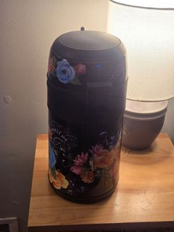 Mr. Coffee Gibson Home 2.34 Qt Decorated Pump Keeps Beverages Hot or Cold