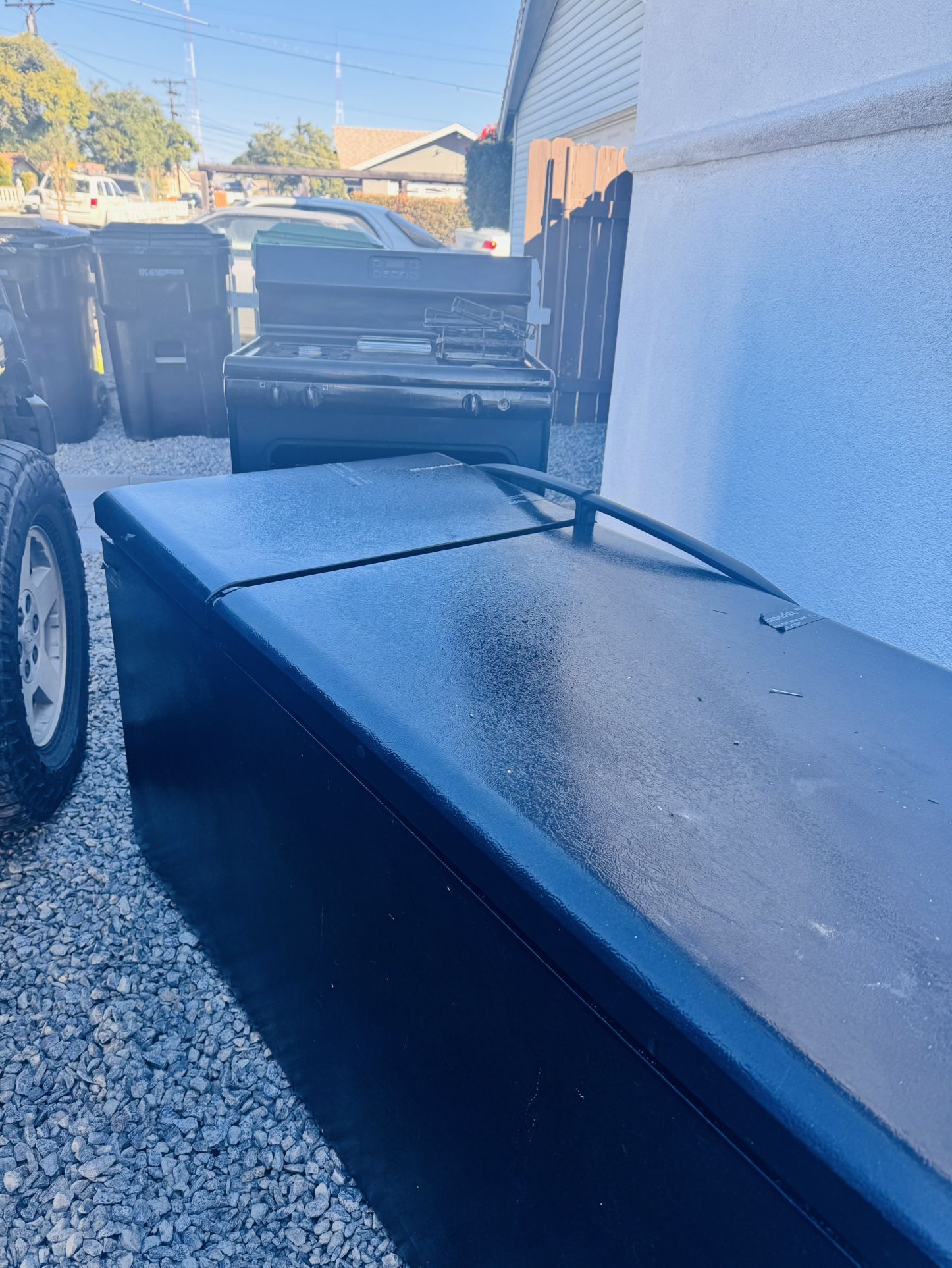 Free Stove And Refrigerator