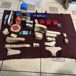 Set De Trenes Conpleto Grande Con 8 Trenecillos 